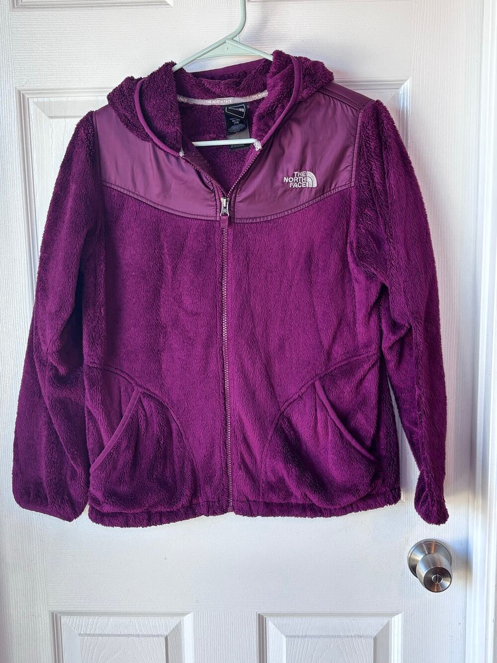 The North Face Girls XL 18 Purple Fuzzy Fleece Full Zip Hooded Jacket